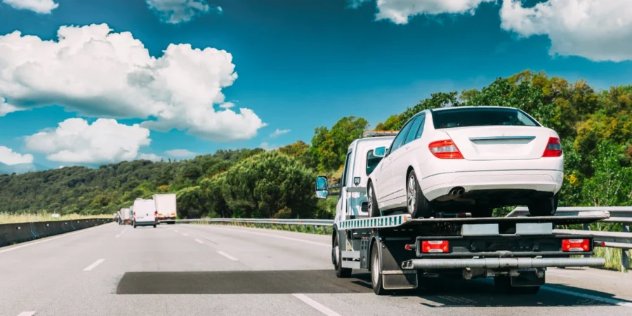 Kartal Oto Çekici ve Yol Yardımı: 7/24 Güvenilir Hizmet